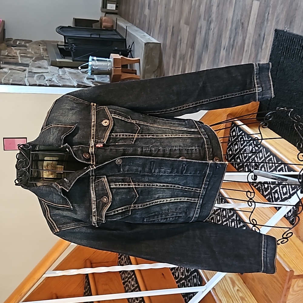 👚LEVI'S CROPPED JEAN JACKET 👚